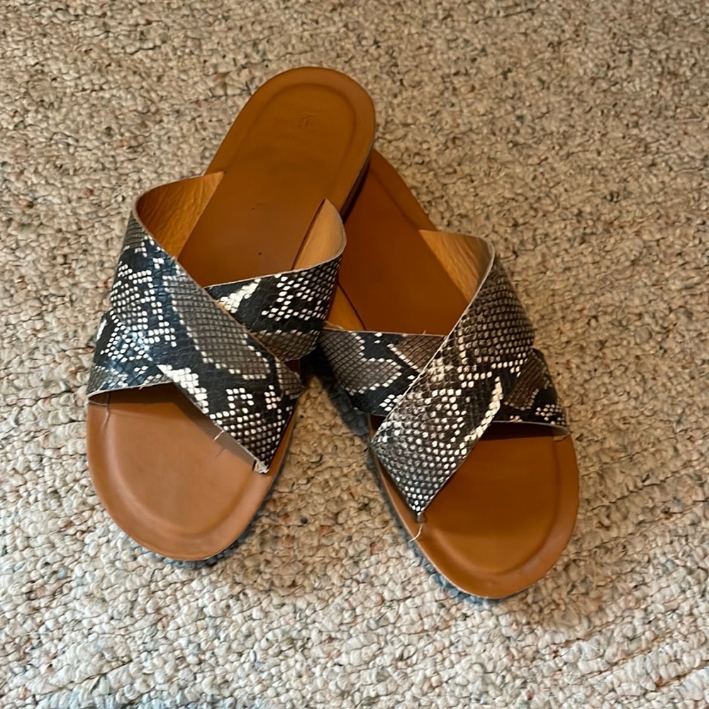 Snakeskin print sandals